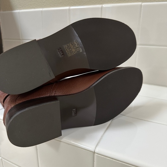 Tory Burch Women Adeline Tory Logo Brown Leather Riding Fashion Boots size 7.5 - Picture 5 of 11